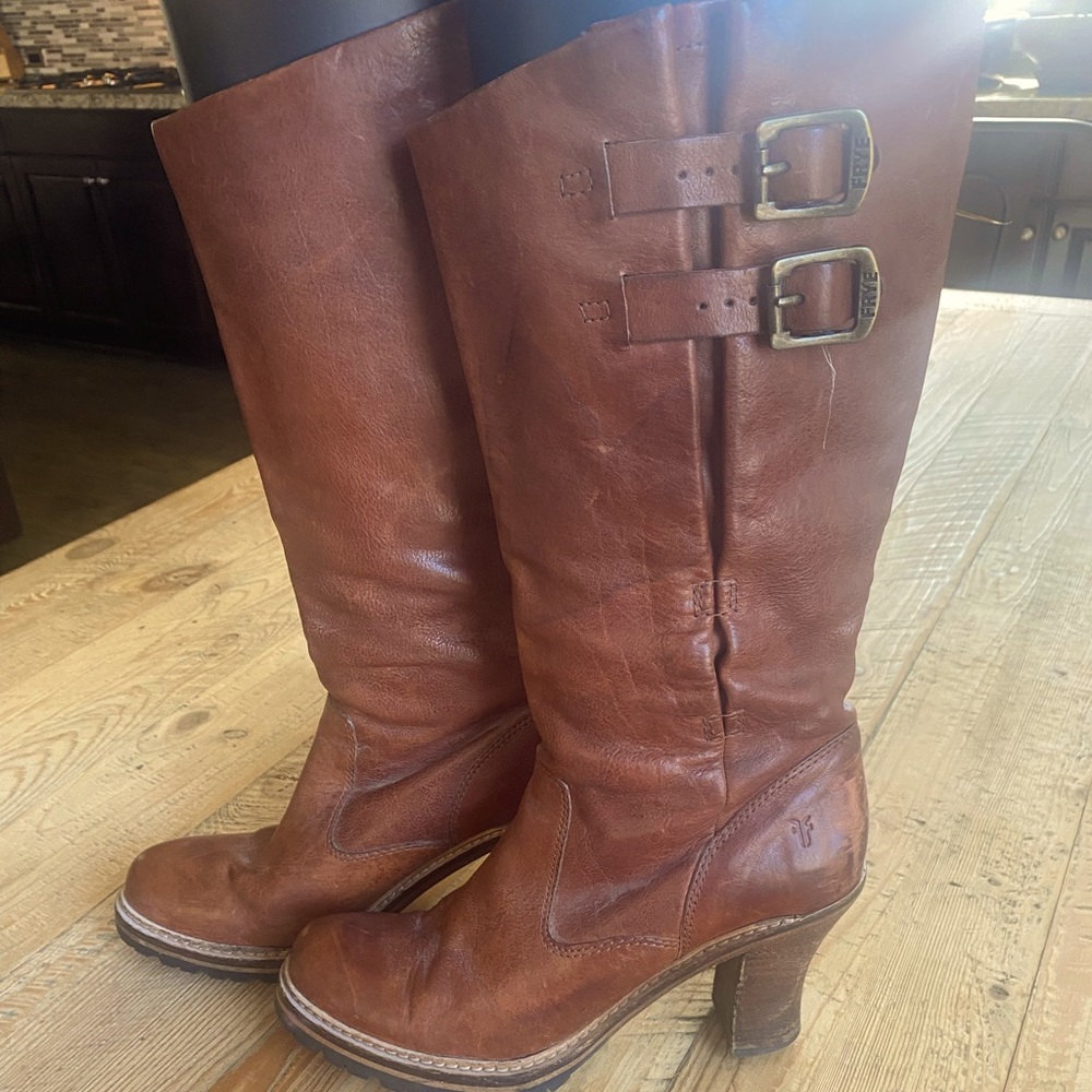 FRYE brown leather boots Sz 9